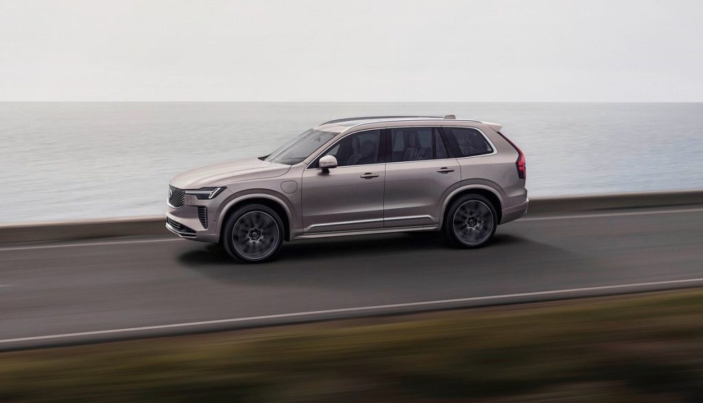 볼보 XC90 2차 페이스리프트