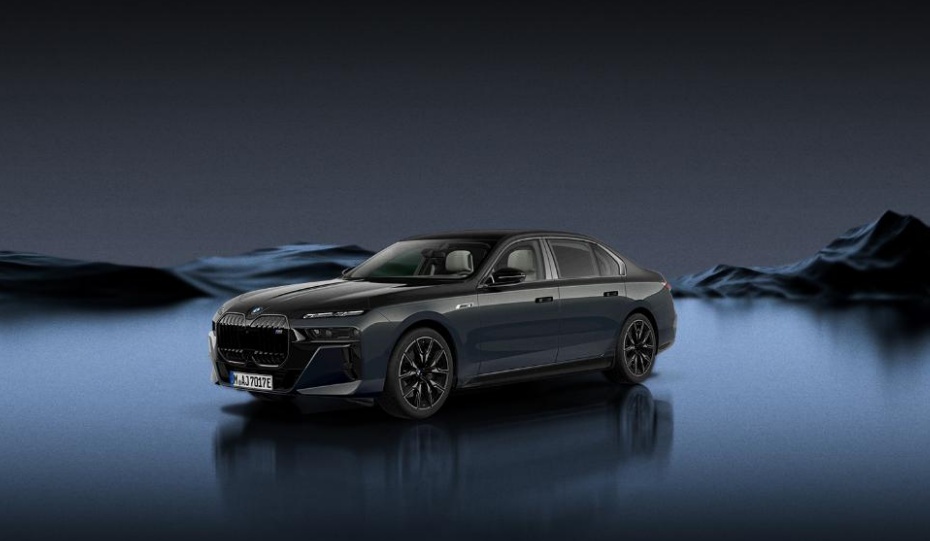 i7 M70 xDrive 인디비주얼 투톤 에디션 